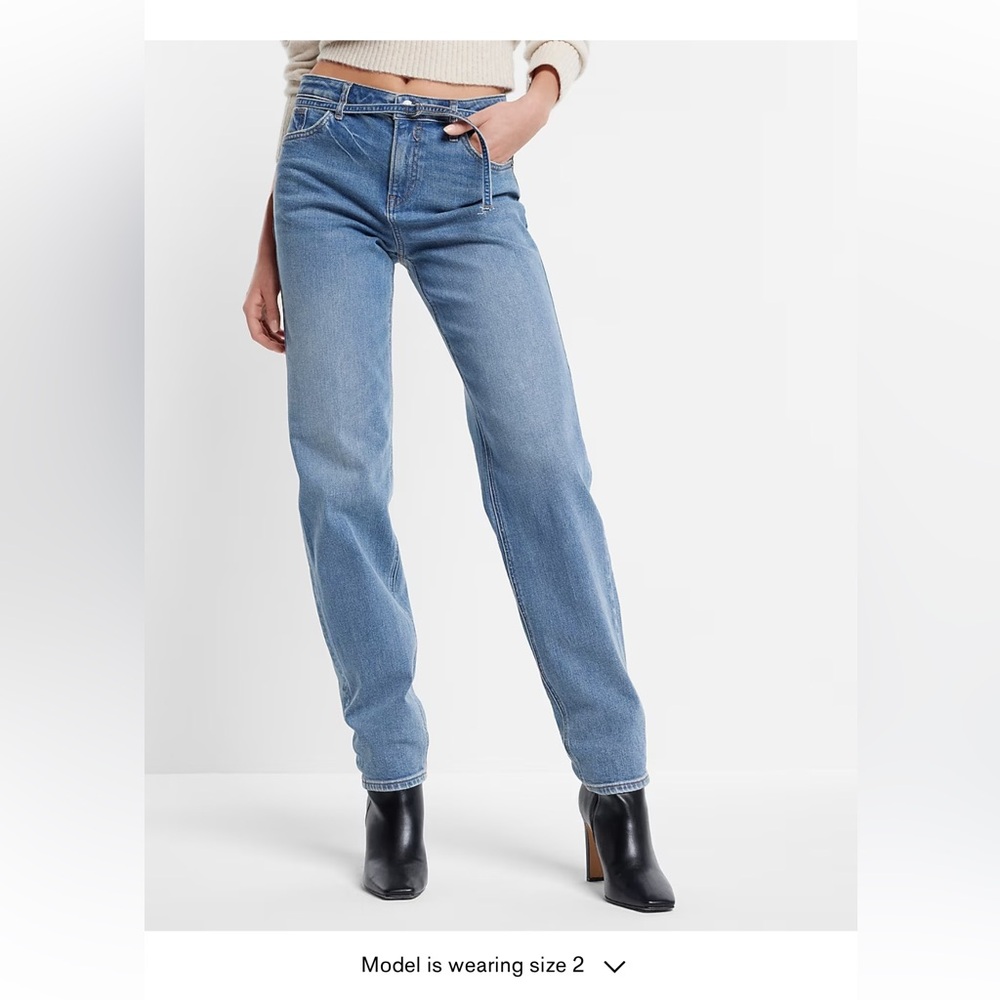 Express - Mid rise belted jeans (2 short)